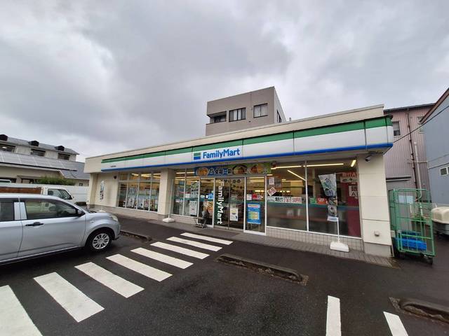 コンビニ　ファミリーマート横須賀森崎店（コンビニ）まで1087m