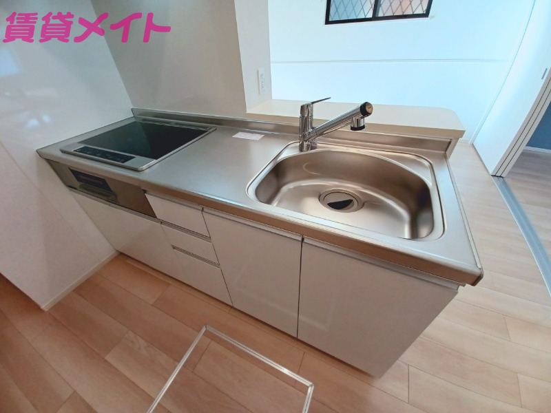 キッチン　同型参考写真