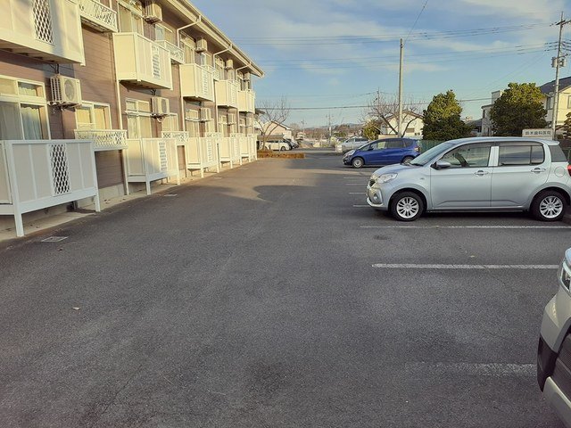 駐車場　駐車場があります