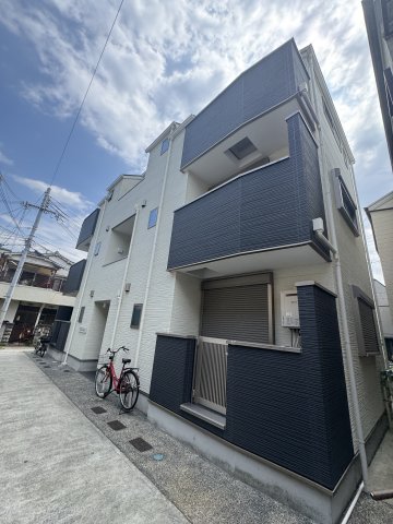 建物外観　外観は落ち着いています