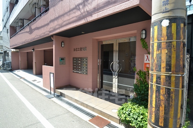 エントランス　外観