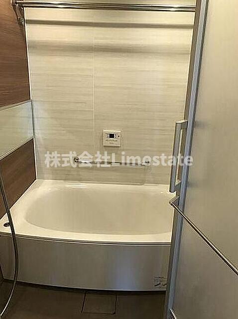 バス・シャワールーム　別部屋参考写真
