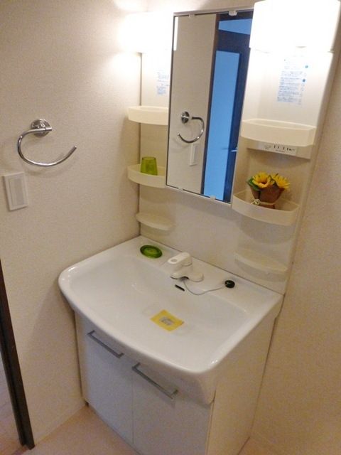 洗面設備　★大きな独立洗面台ついています★