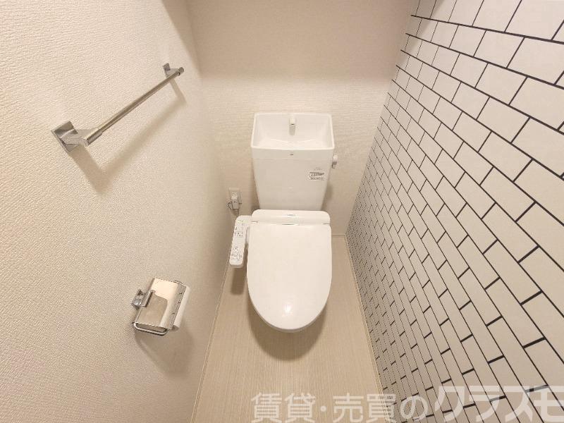 トイレ　ウォシュレット＆ウォームレット