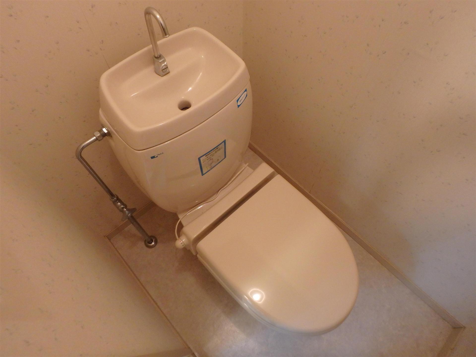 トイレ　暖かい暖房便座は嬉しいですね