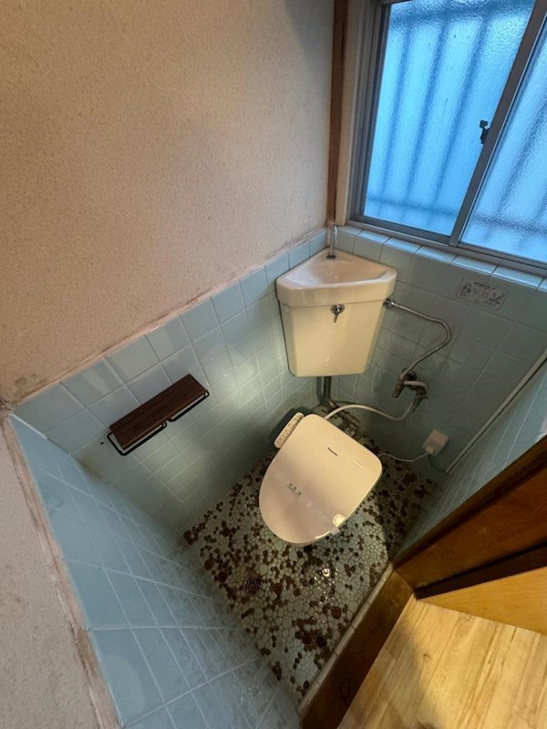 トイレ　コンパクトで使いやすいトイレです