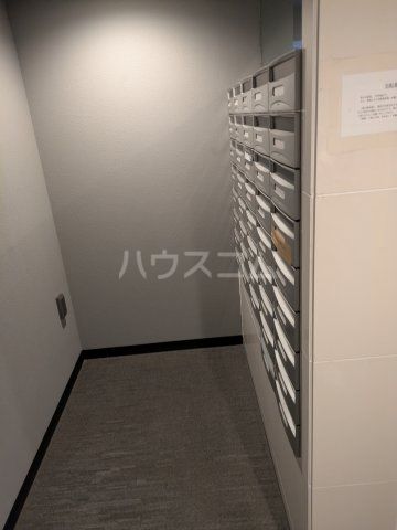 レジディア上落合の外観写真