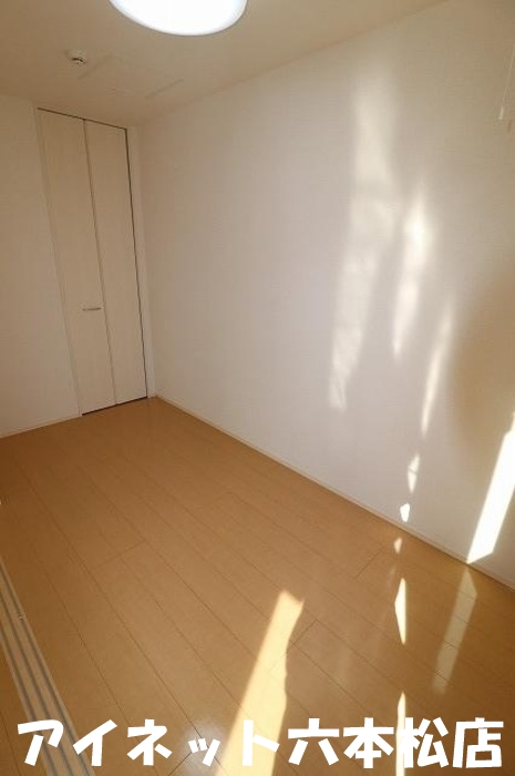 その他部屋・スペース　寝室にいかがでしょうか。