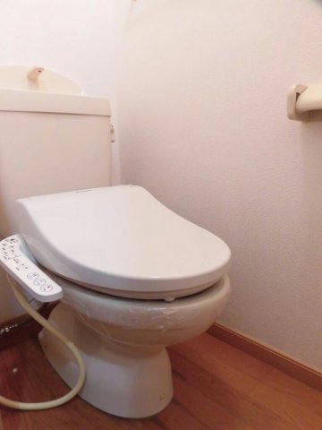 トイレ　トイレもきれいです