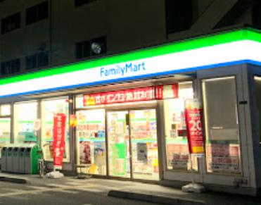 コンビニ　ファミリーマート 西淀川御幣島店（コンビニ）まで428m