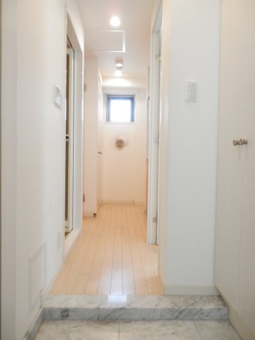 玄関　玄関※別部屋参考写真