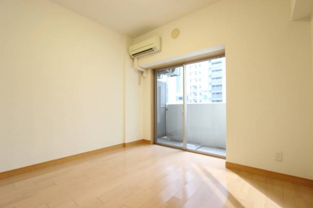 居室・リビング　内装の綺麗なお部屋です