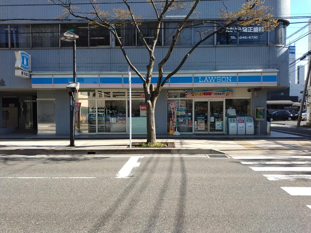 コンビニ　ローソン新潟笹口2丁目店（コンビニ）まで320m