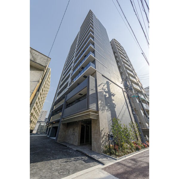 建物外観　外観　オートロック付　宅配ＢＯＸ有り