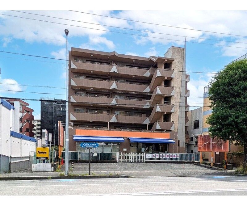 建物外観　記載の無料通話でリアルタイムな空室状況をお伝えいたします