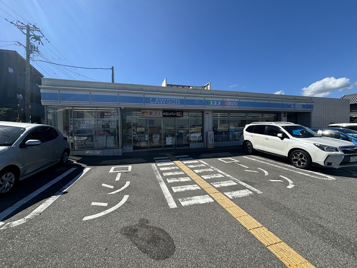 コンビニ　ローソン 宝塚鹿塩一丁目店（コンビニ）まで460m