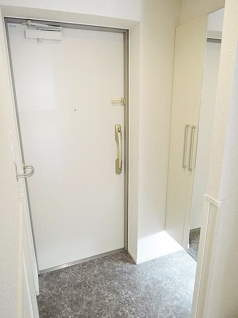 玄関　★別部屋参考写真です★