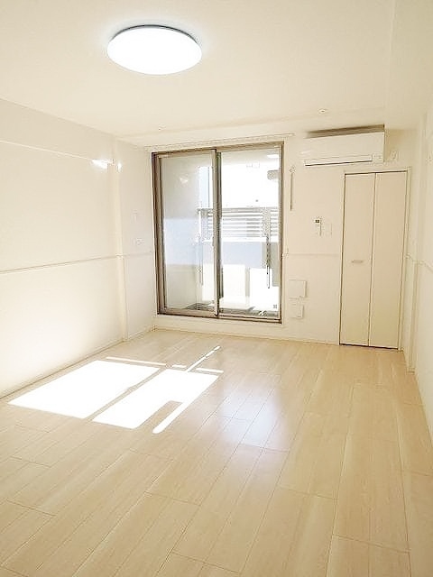 居室・リビング　★別部屋参考写真です★