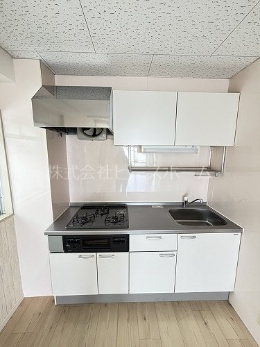 キッチン　※別号室参考写真