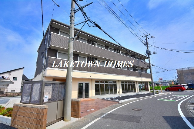 建物外観　吉川市のお部屋探しは当社にお任せ下さい！