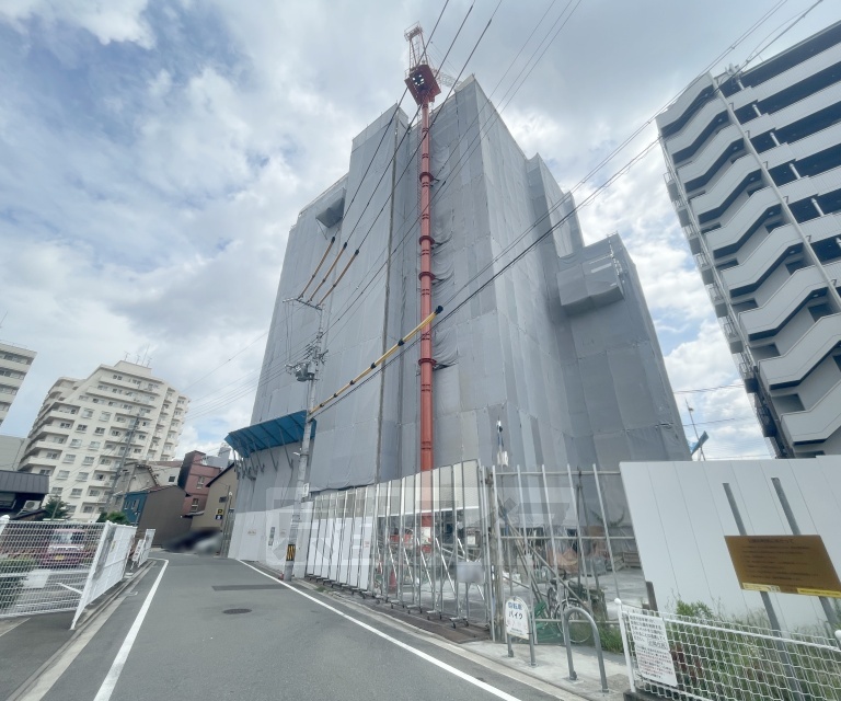 建物外観　建築中