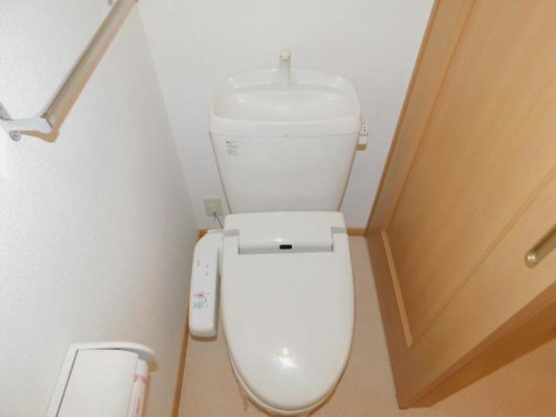 トイレ　図面と現状に相違がある場合には現状を優先