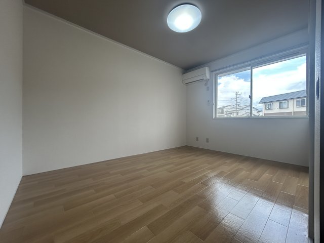 その他部屋・スペース　※写真は１０２号室です