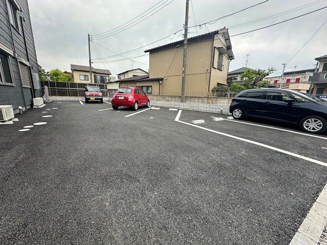 駐車場　敷地内駐車スペース