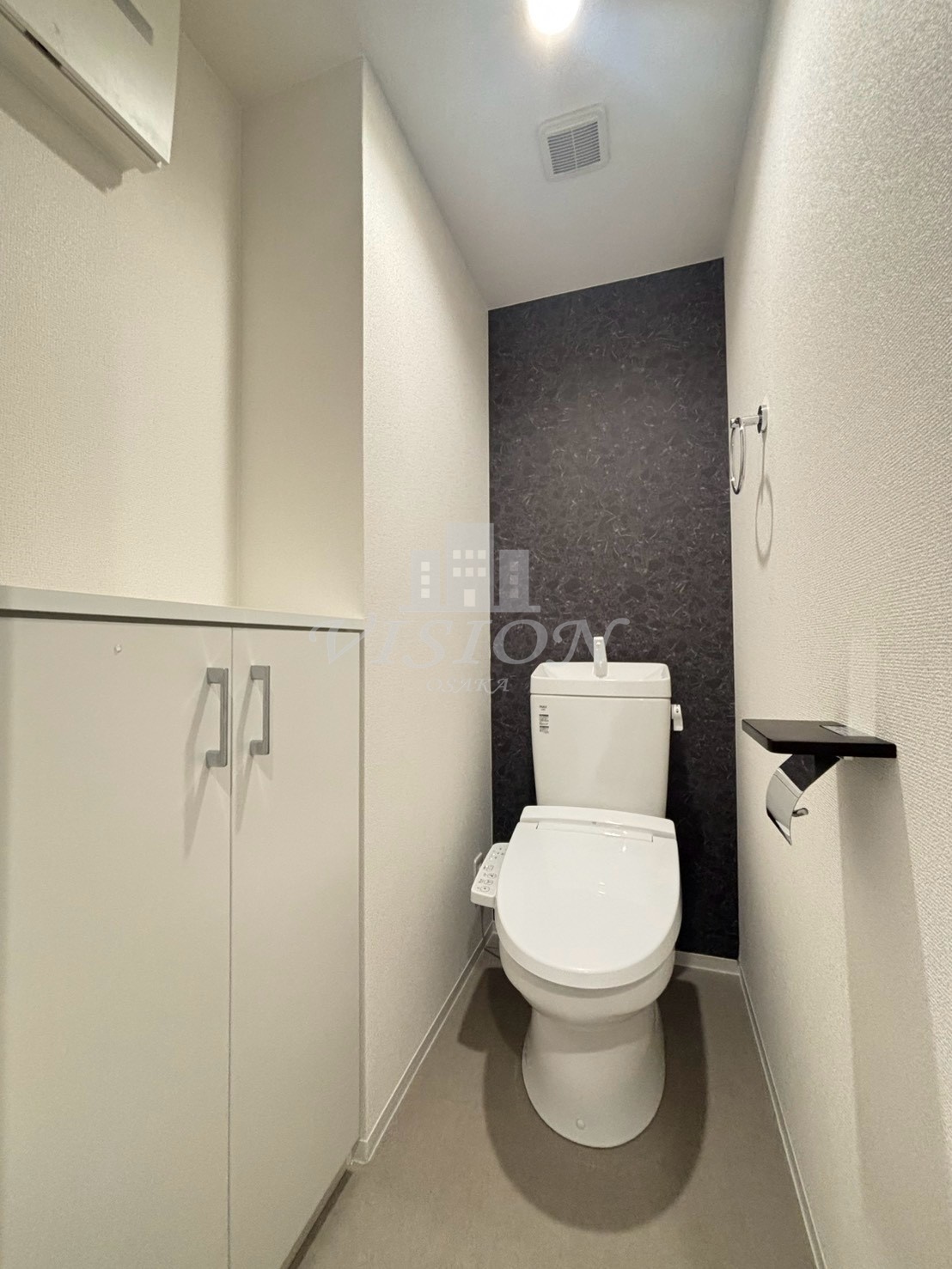 地下鉄御堂筋線 中津駅 徒歩10分 15階建 築1年のトイレ写真