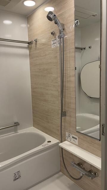 バス・シャワールーム　別タイプ部屋　参考写真です