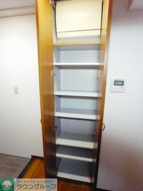 収納　靴入