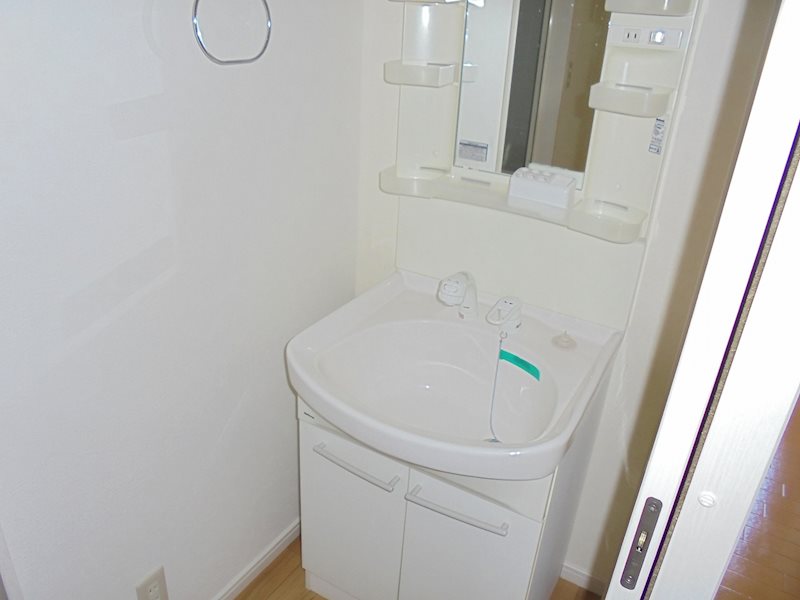 洗面設備　別のお部屋の写真です。