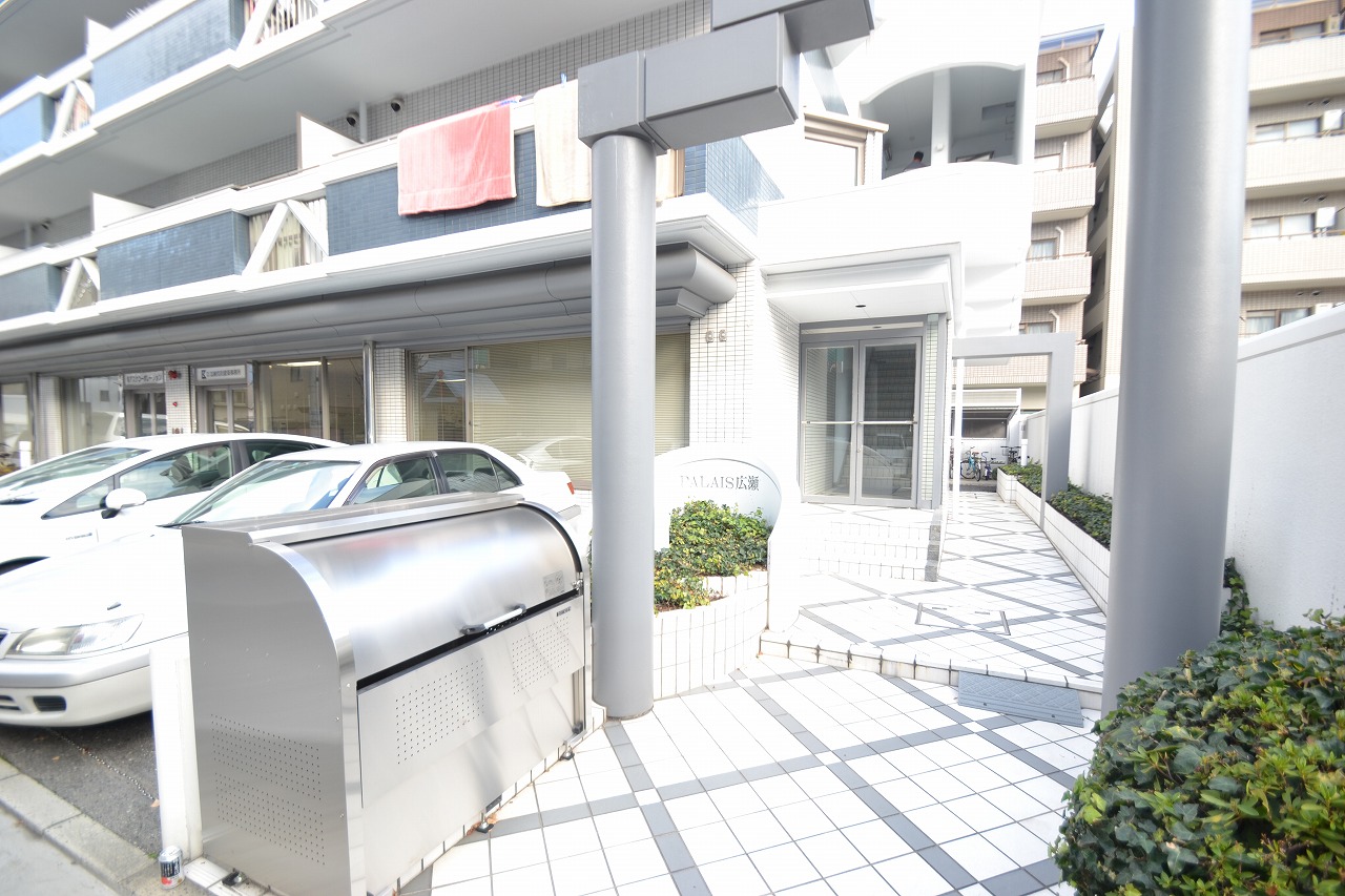 広島電鉄本線 十日市町駅 徒歩3分 3階建 築41年の外観写真