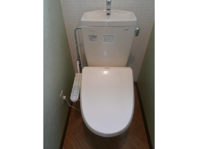 トイレ　同型モデル