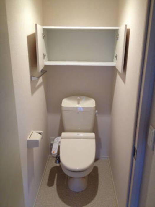 トイレ　清潔感のあるトイレです