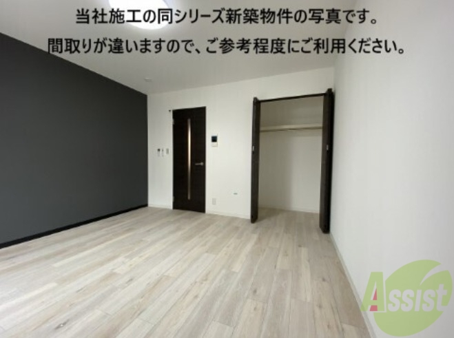 ジーメゾンエトワール西二見の居間写真