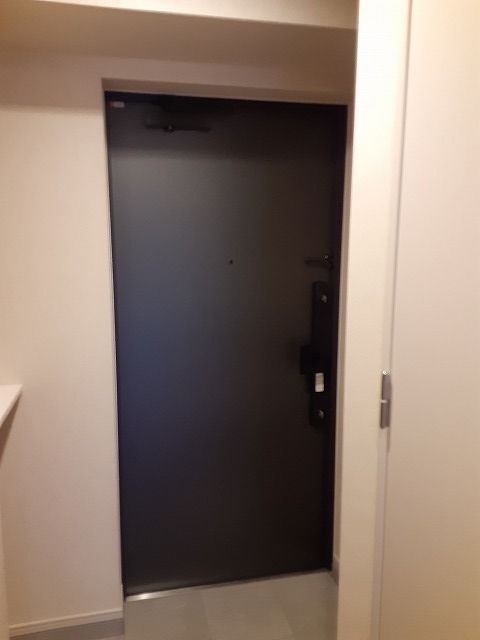 SYFORME西小山の玄関写真