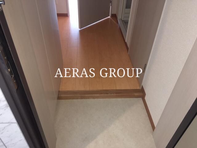 玄関　参考写真　同物件別部屋