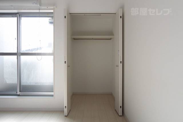 収納　※２０３号室室内参照