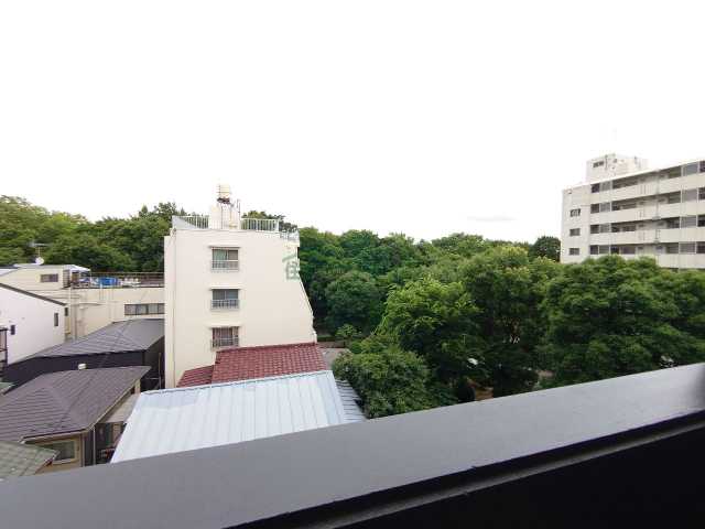 眺望　エルミタージュ東高円寺