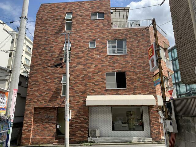 MKビルの外観写真