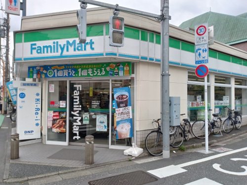 コンビニ　ファミリーマート 永福町駅南店（コンビニ）まで150m