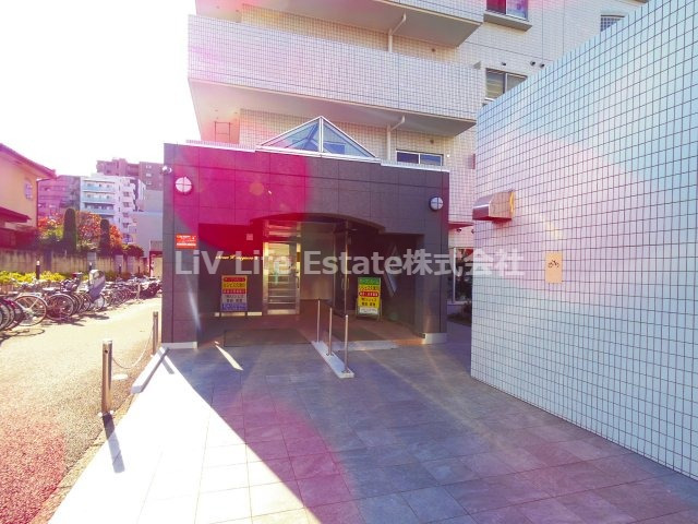 西武新宿線 久米川駅 徒歩1分 9階建 築37年の外観写真