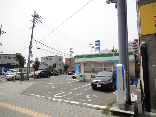 コンビニ　ファミリーマート堺櫛屋町東二丁店（コンビニ）まで223m