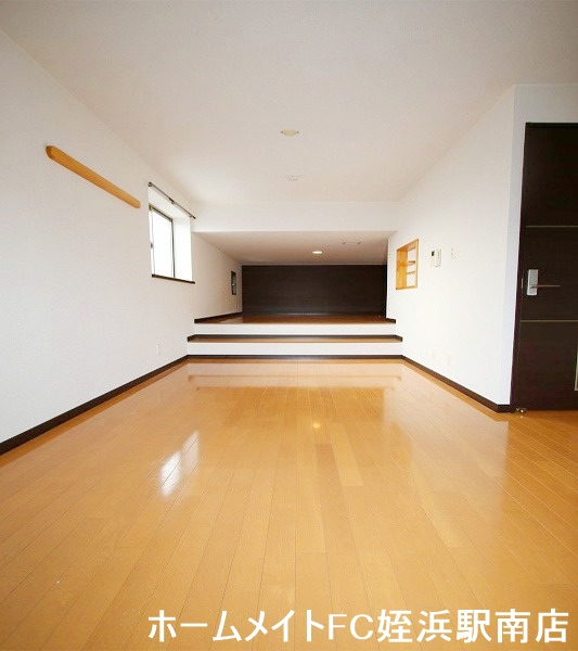 居室・リビング　★広々としたお部屋です！★