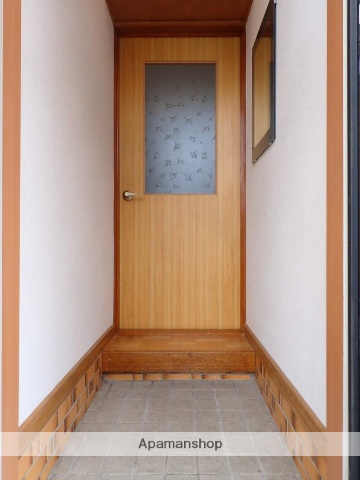 ハイツ原の玄関写真