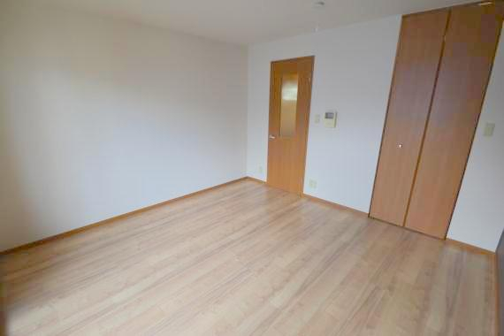 その他部屋・スペース　落ち着いた雰囲気のこのお部屋でゆっくりお休みください。
