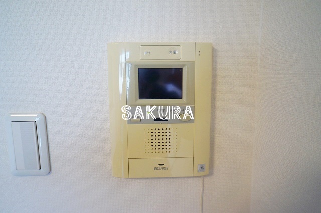 セキュリティ　女性の方でも安心のモニター付きオートロック♪
