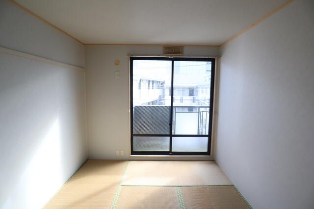 東武東上線 和光市駅 徒歩6分 2階建 築34年の内装写真