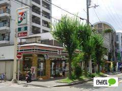 コンビニ　セブンイレブン三津屋店（コンビニ）まで421m